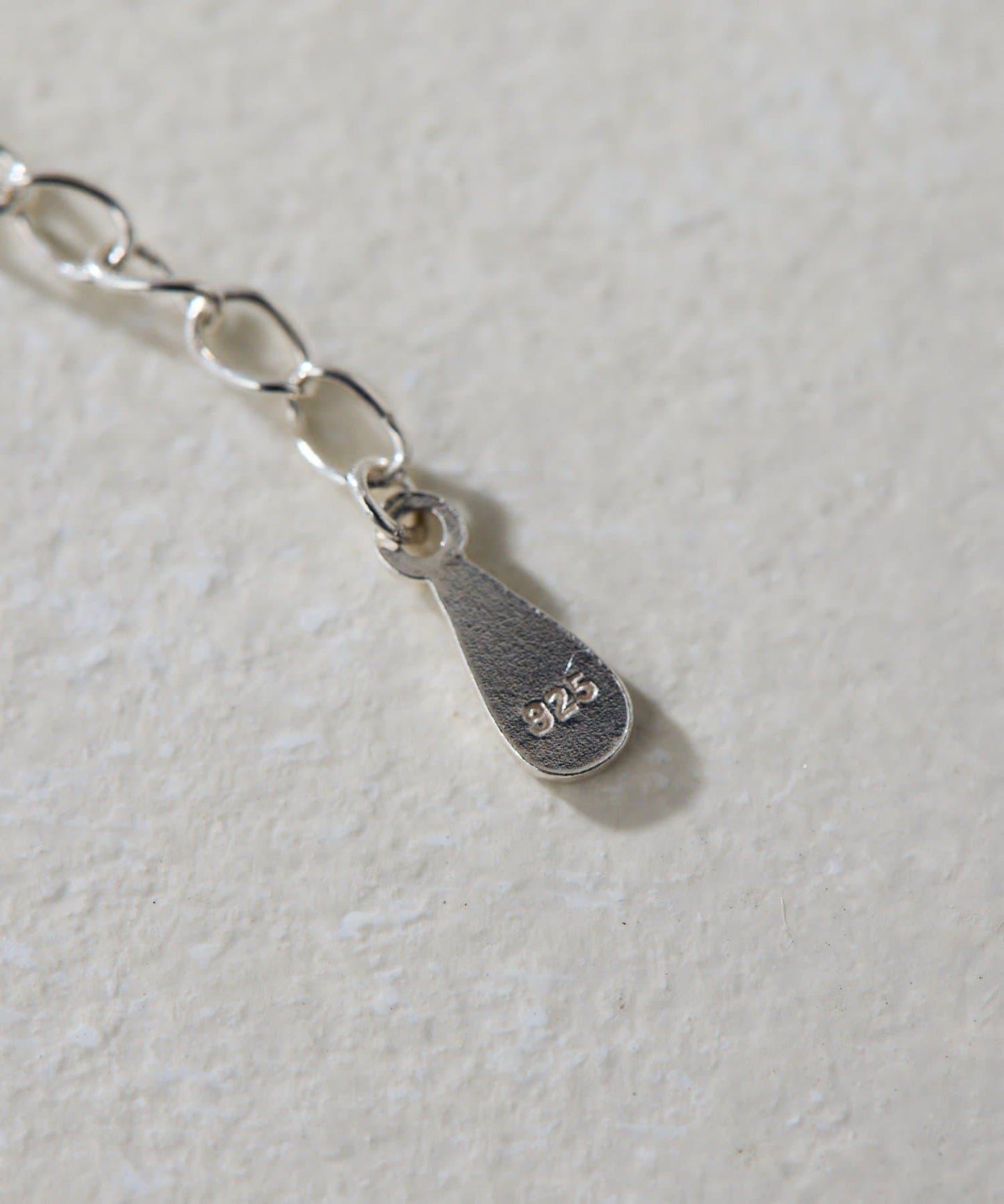 《スターリングシルバー使用》哈基瑪水晶項鍊