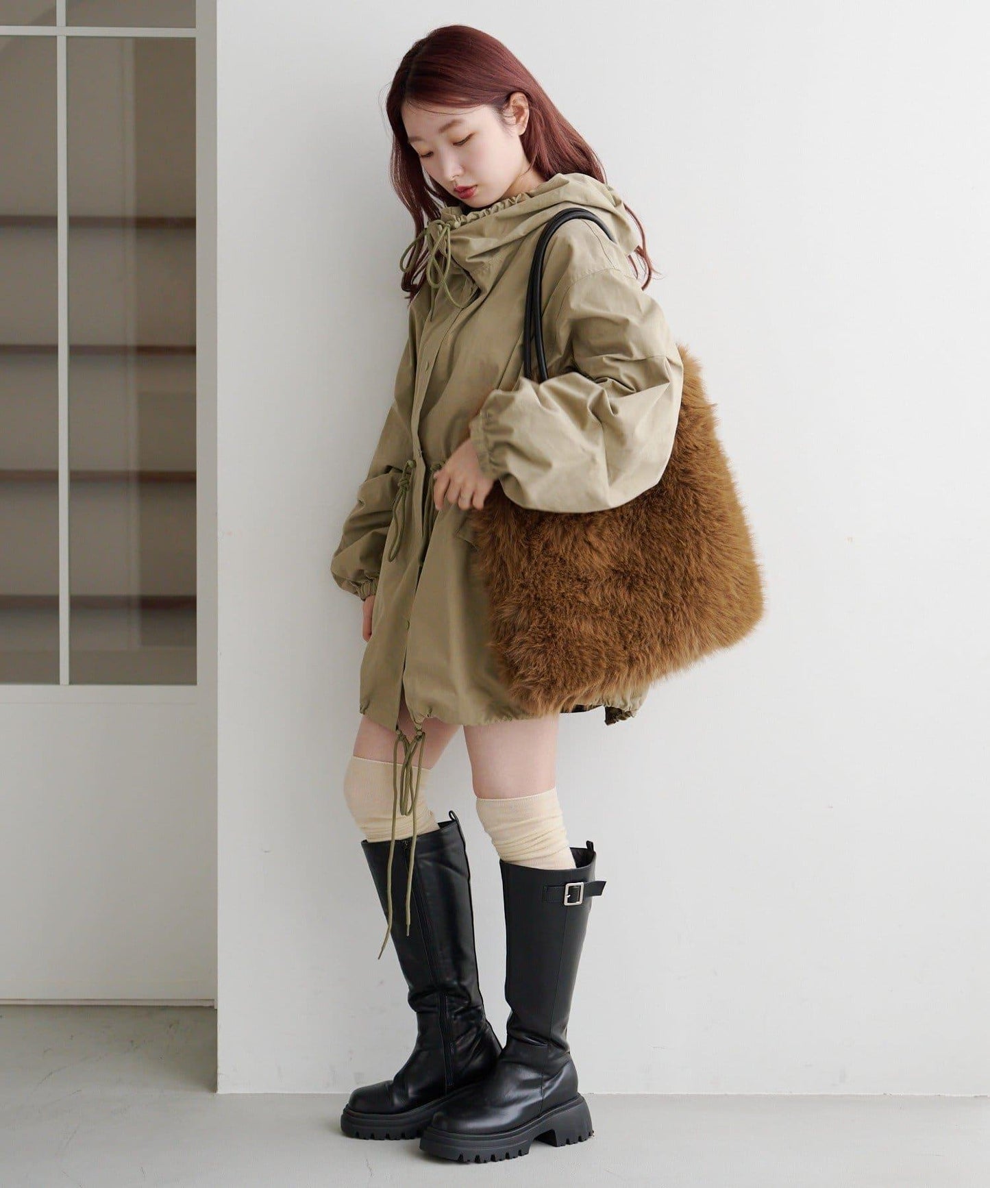 【A4尺寸】拉比毛手提包