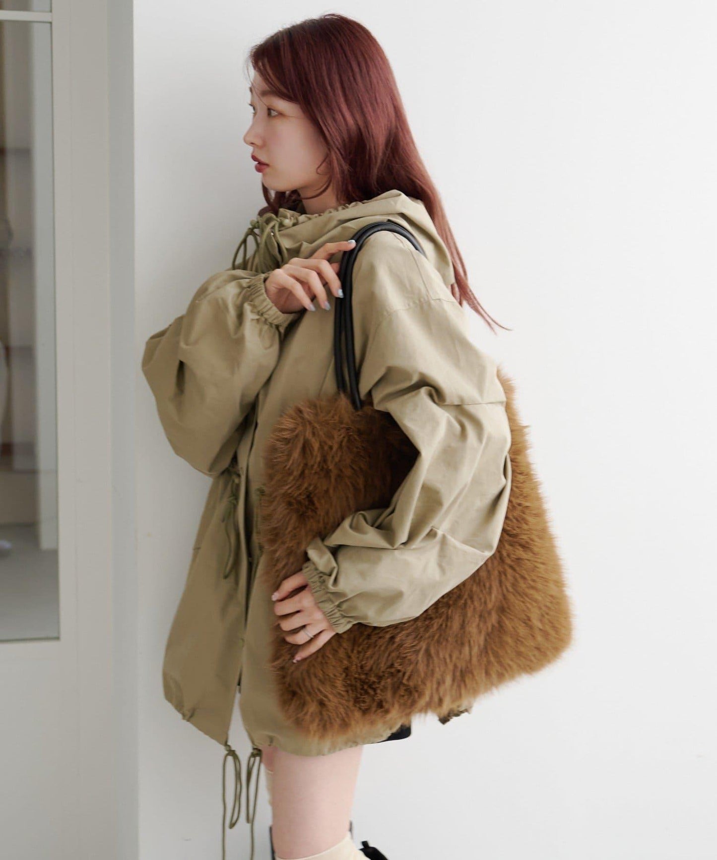 【A4尺寸】拉比毛手提包