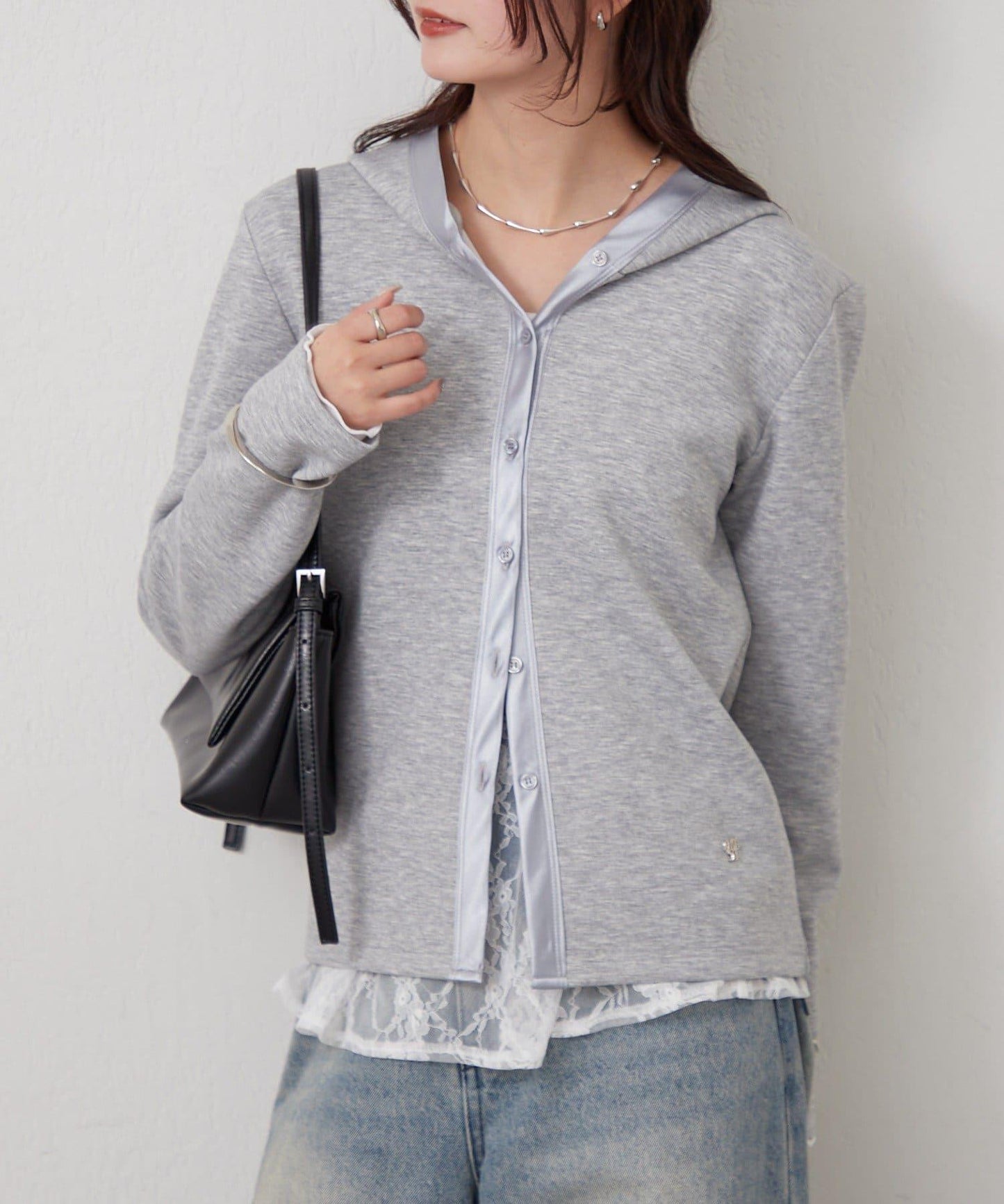 緞面拼接針織連帽衛衣