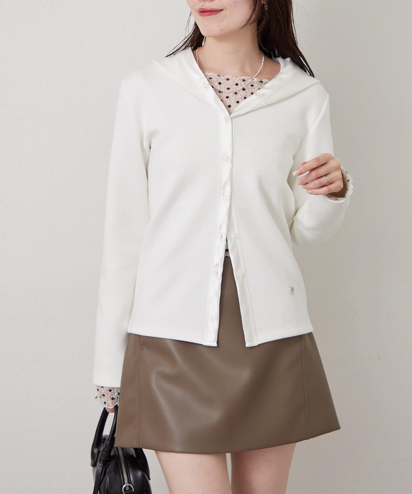 緞面拼接針織連帽衛衣