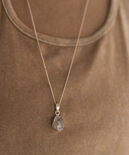 《スターリングシルバー使用》哈基瑪水晶項鍊