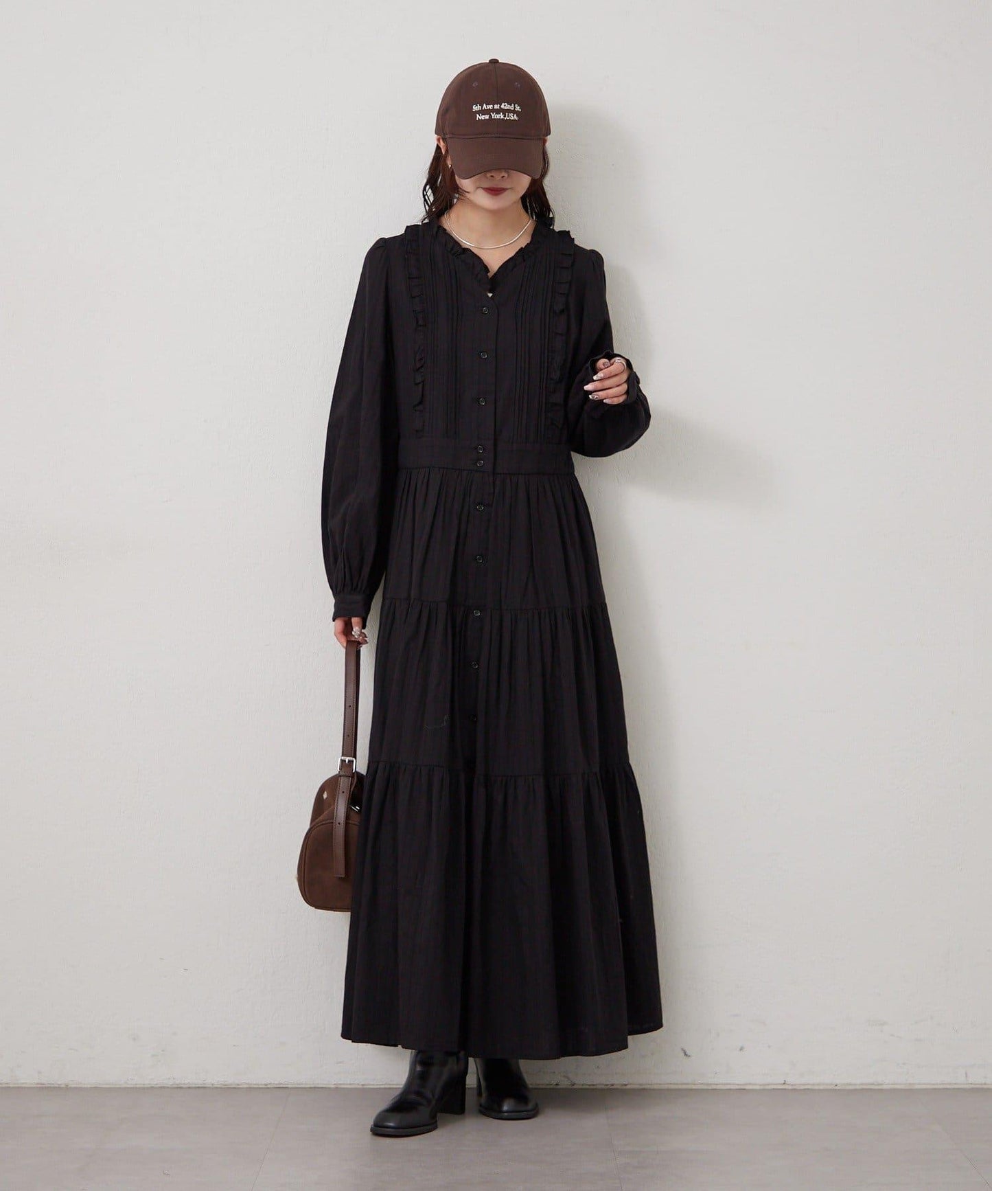 棉質荷葉邊連衣裙