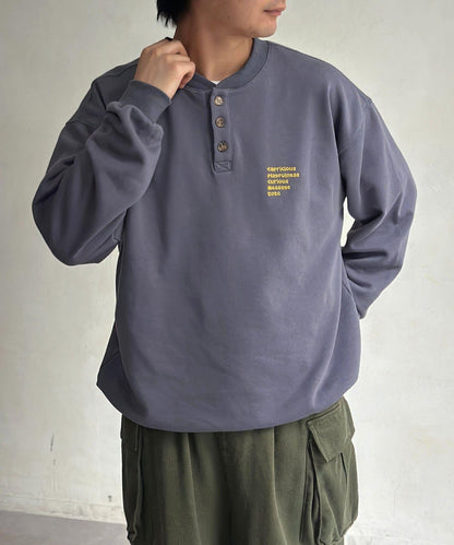 復古風格胸部刺繡亨利領衛衣