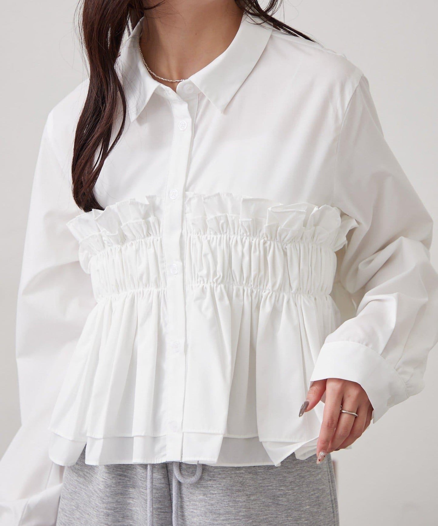 褶皺層疊女式襯衫