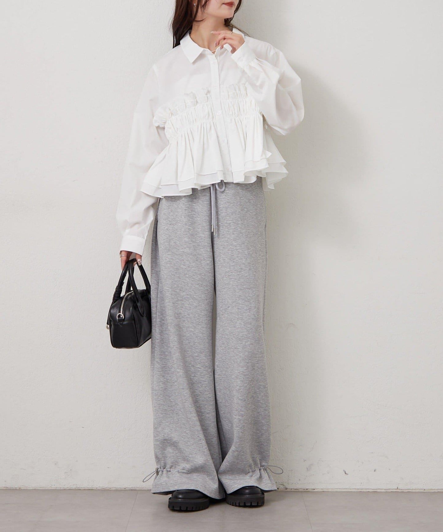 褶皺層疊女式襯衫