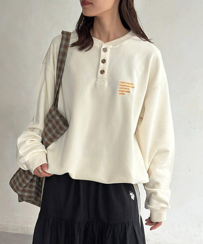 復古風格胸部刺繡亨利領衛衣