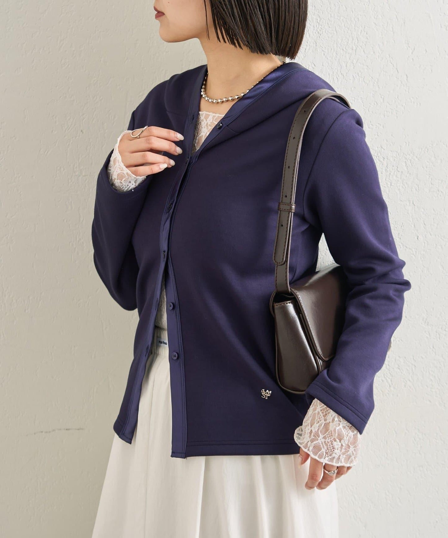 緞面拼接針織連帽衛衣