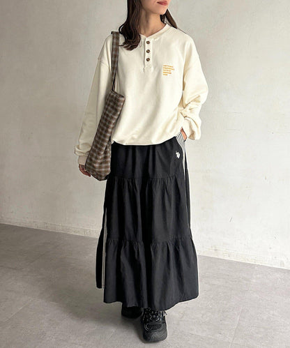 復古風格胸部刺繡亨利領衛衣