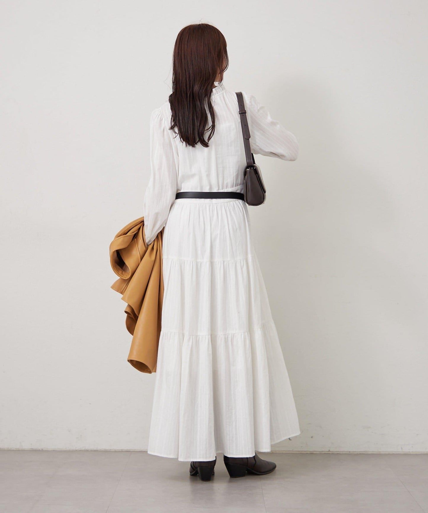 棉質荷葉邊連衣裙