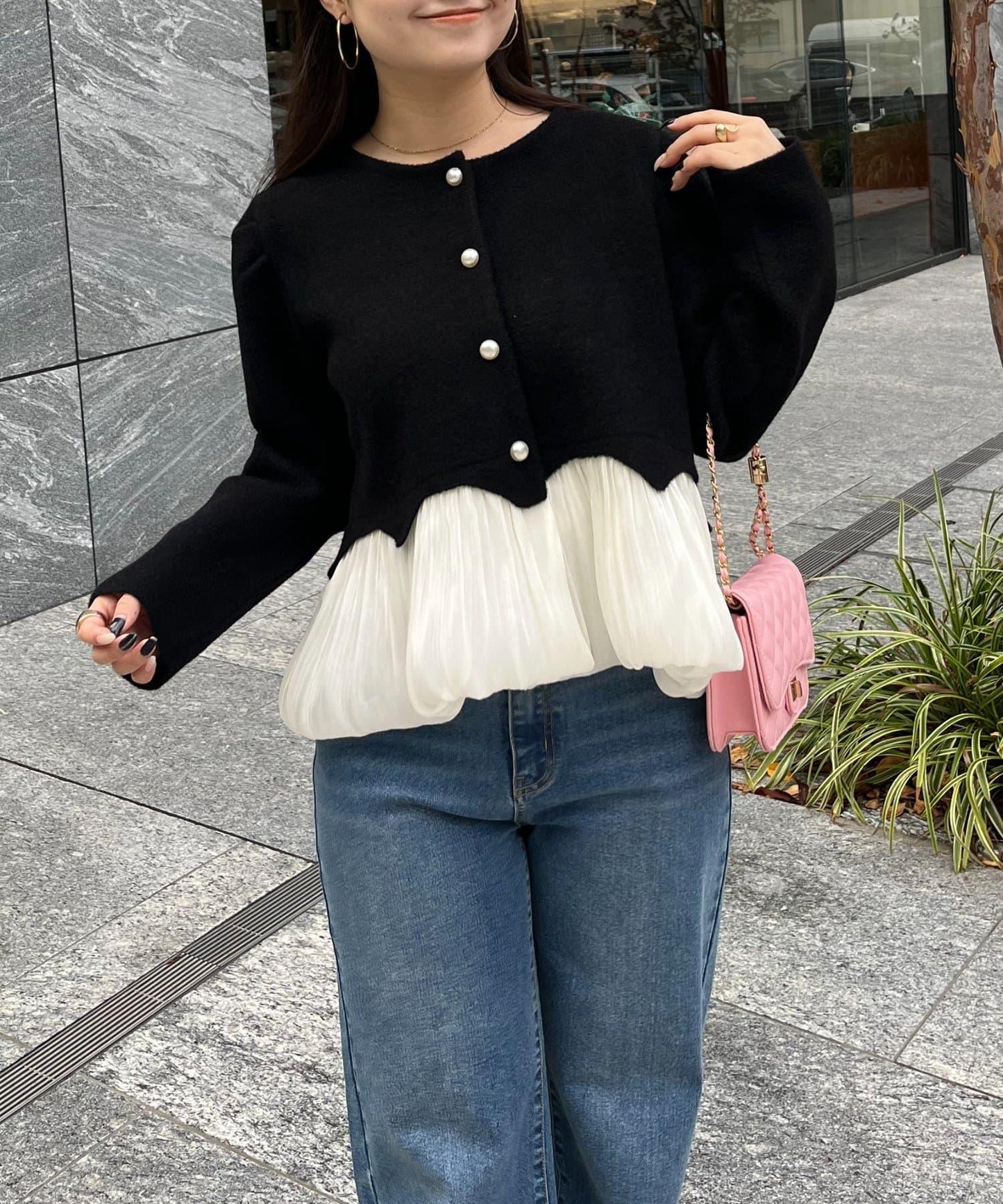 下襬氣球珍珠紐扣拼接荷葉邊針織衫