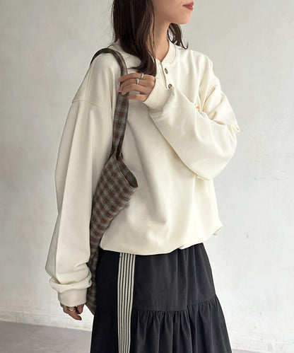 復古風格胸部刺繡亨利領衛衣