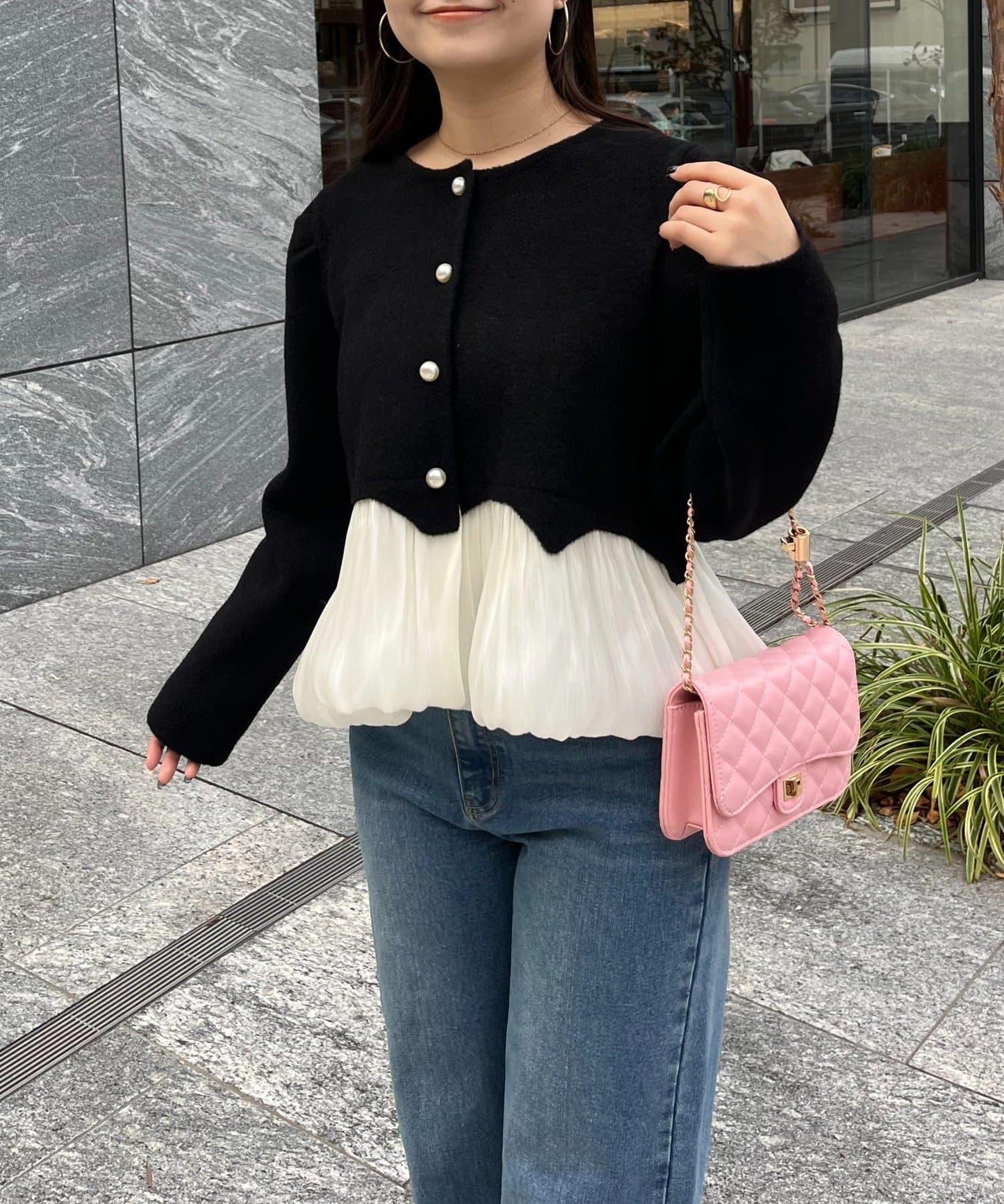 下襬氣球珍珠紐扣拼接荷葉邊針織衫