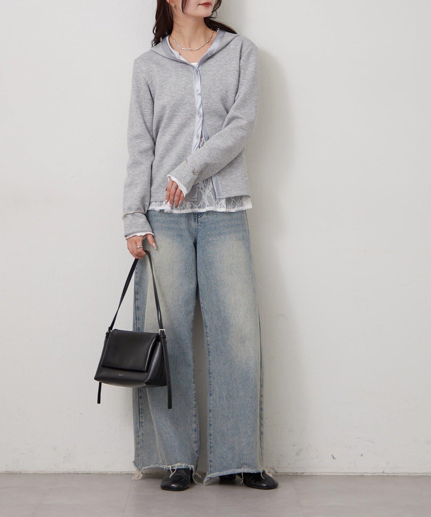 緞面拼接針織連帽衛衣