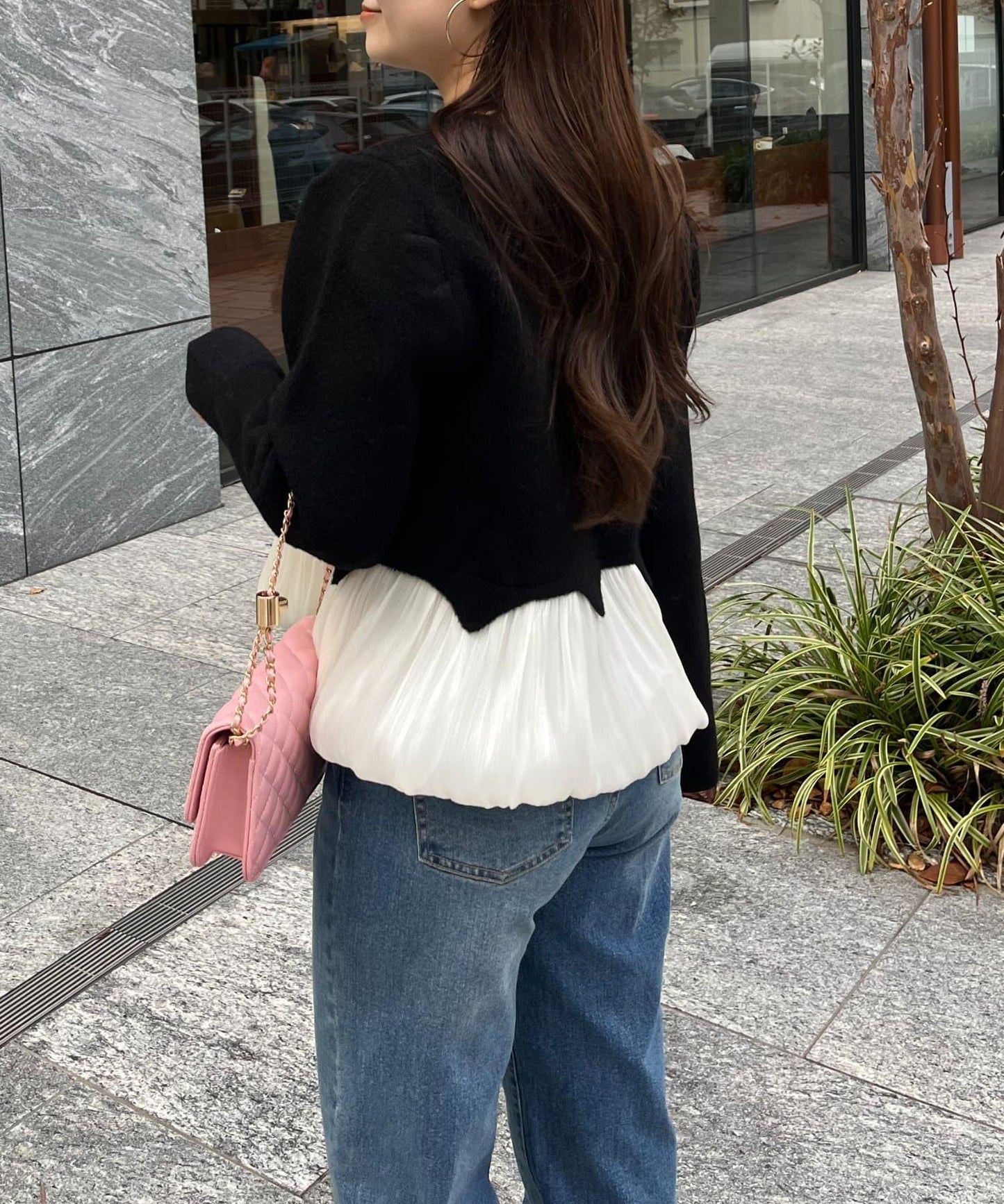 下襬氣球珍珠紐扣拼接荷葉邊針織衫