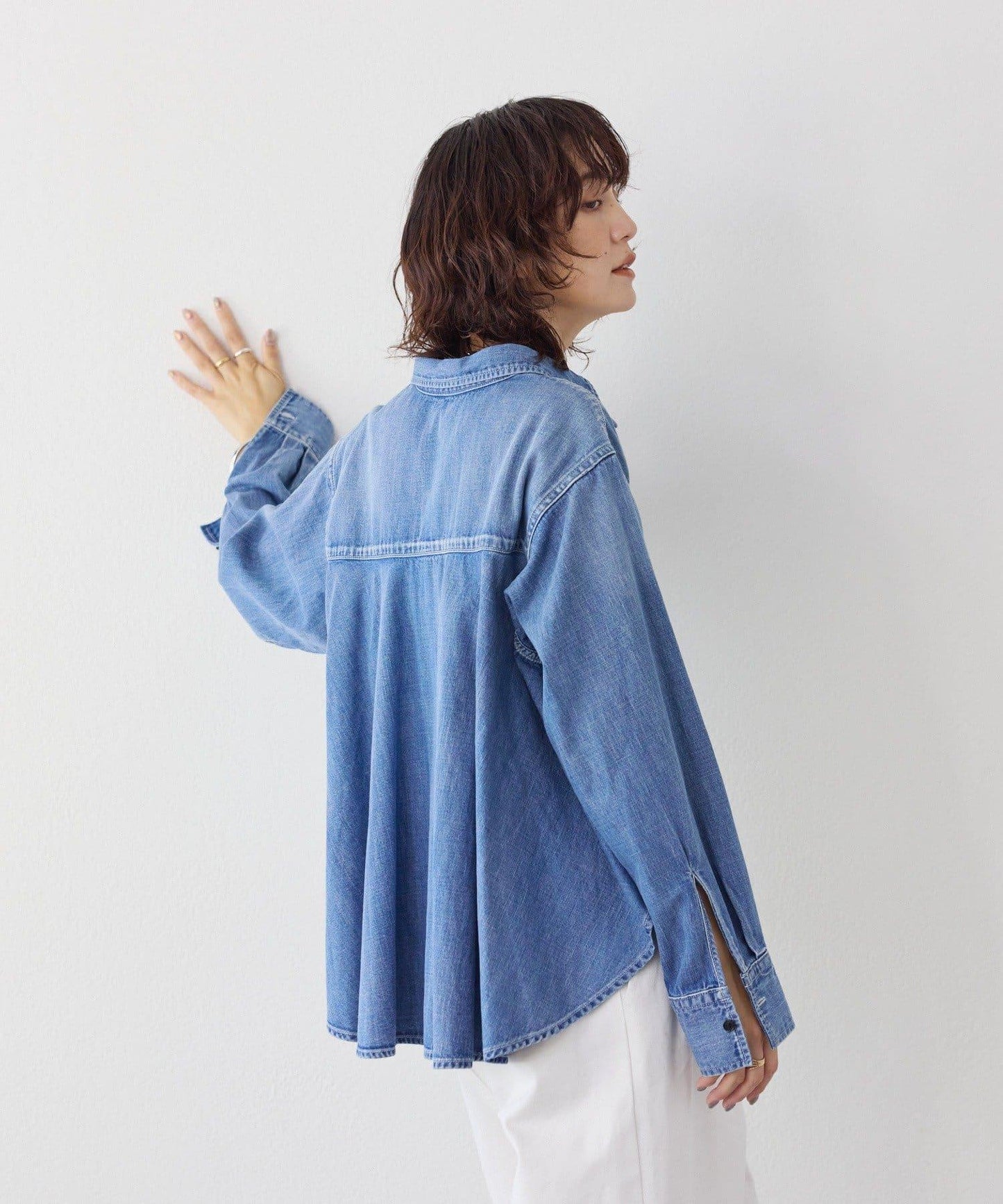 【RIMH】後襬荷葉邊短款襯衫/預計1月下旬發貨