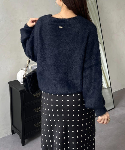 背部金屬裝飾船領長毛針織衫
