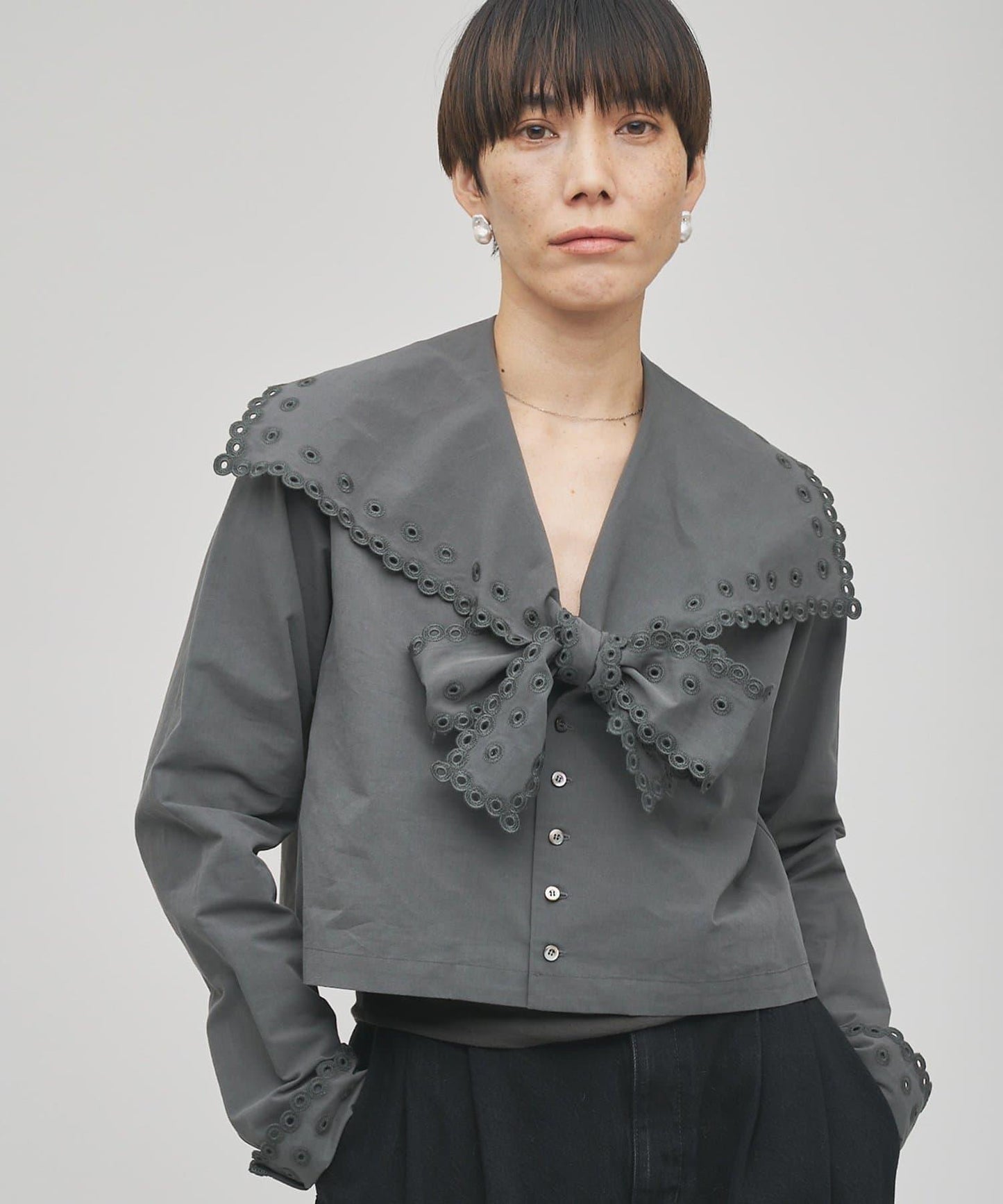 【GEMINI】波浪邊襯衫