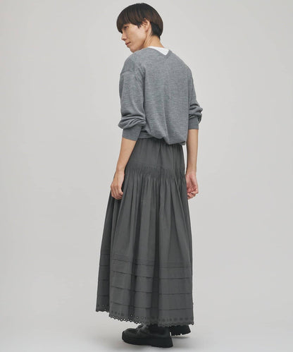 【GEMINI】波浪邊刺繡半身裙