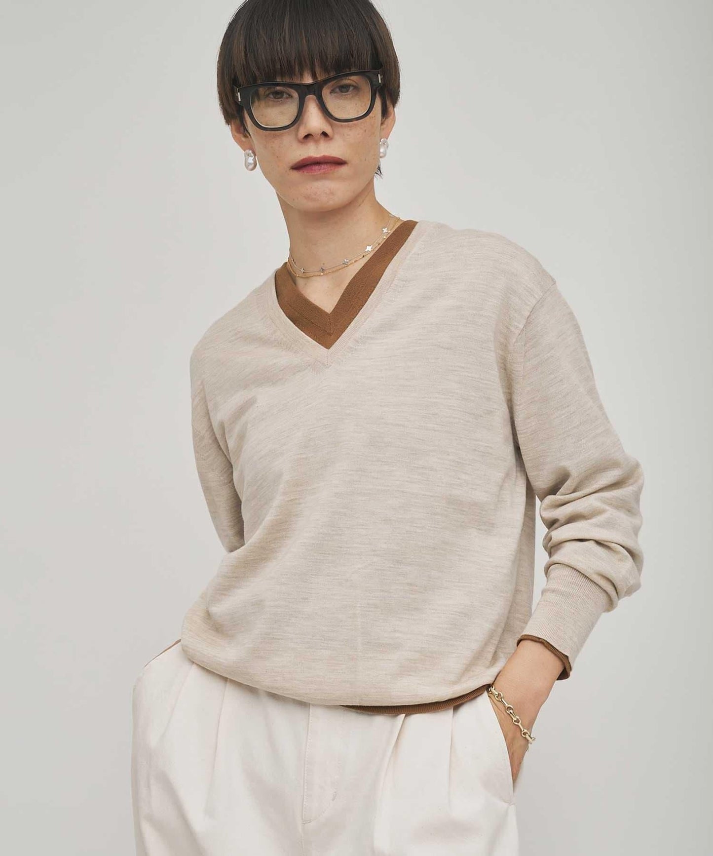 【GEMINI】高密度V領針織套頭衫