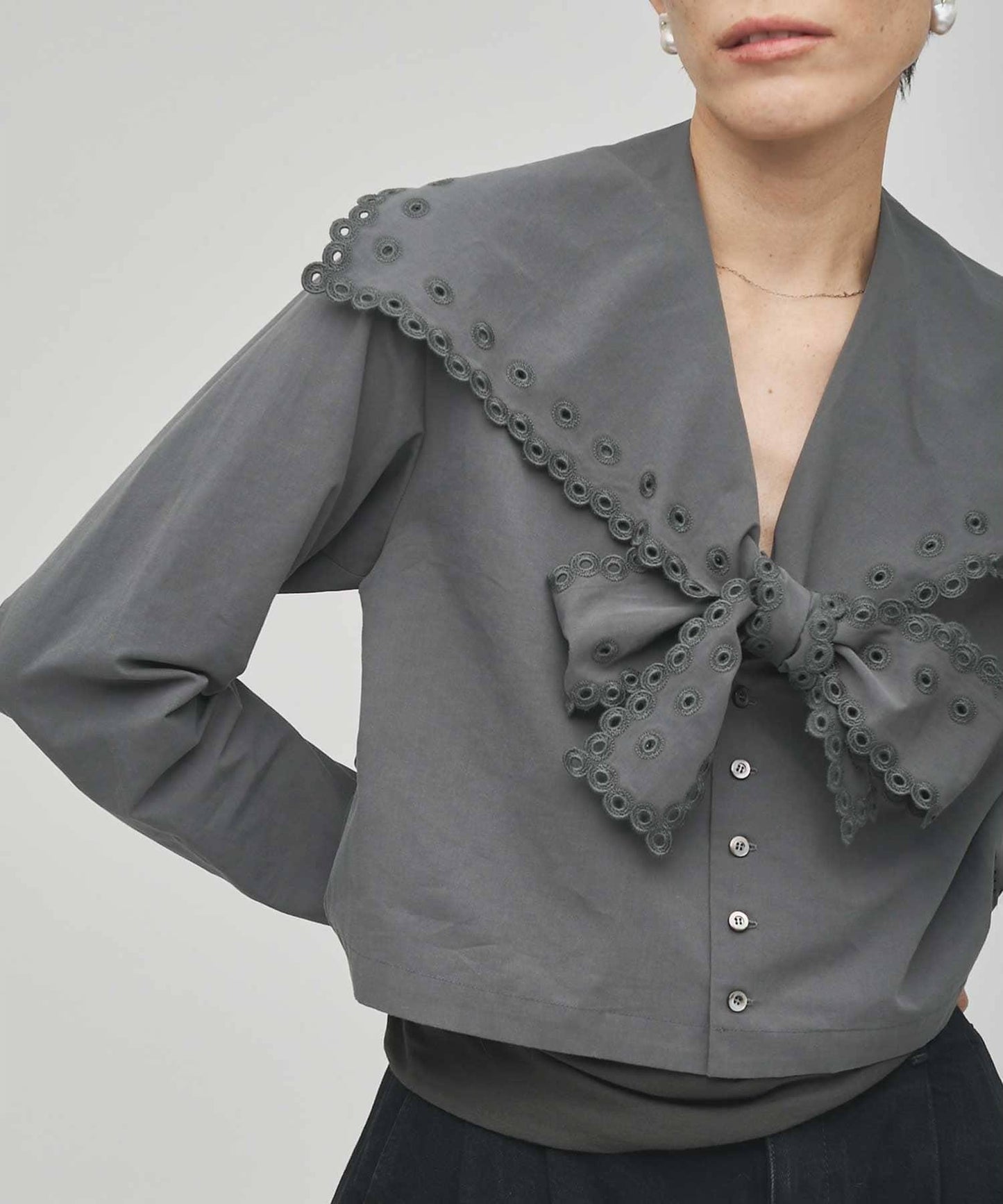 【GEMINI】波浪邊襯衫