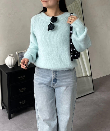 背部金屬裝飾船領長毛針織衫