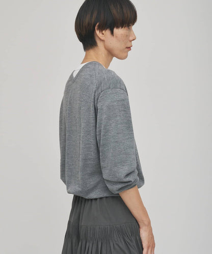 【GEMINI】高密度V領針織套頭衫