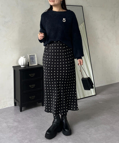 緞面波點斜裁半身裙