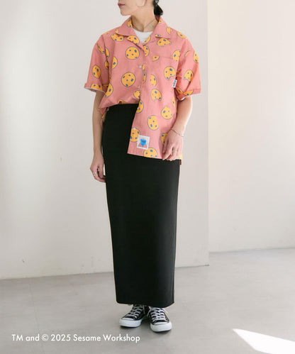 【SESAME STREET】防潑水聯名餅乾圖案短袖襯衫