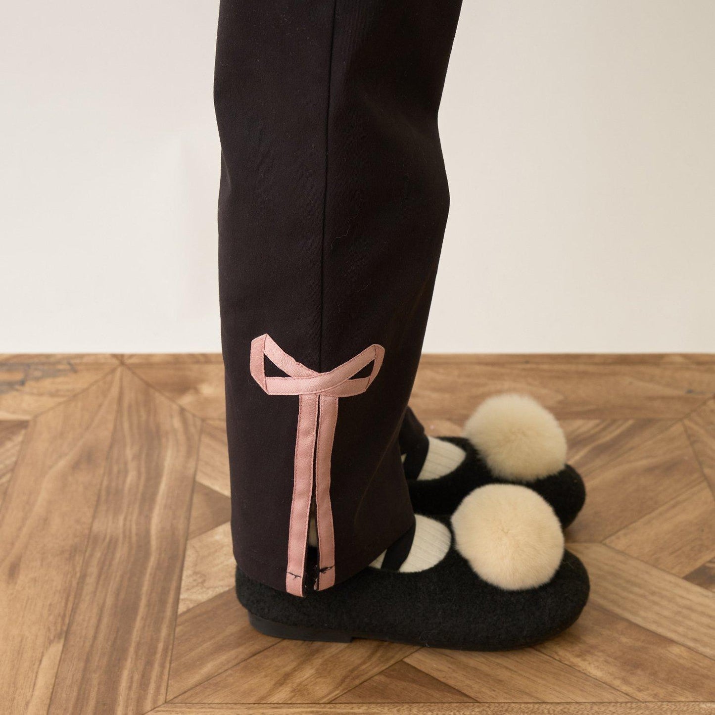 裝飾蝴蝶結側開叉彈力褲