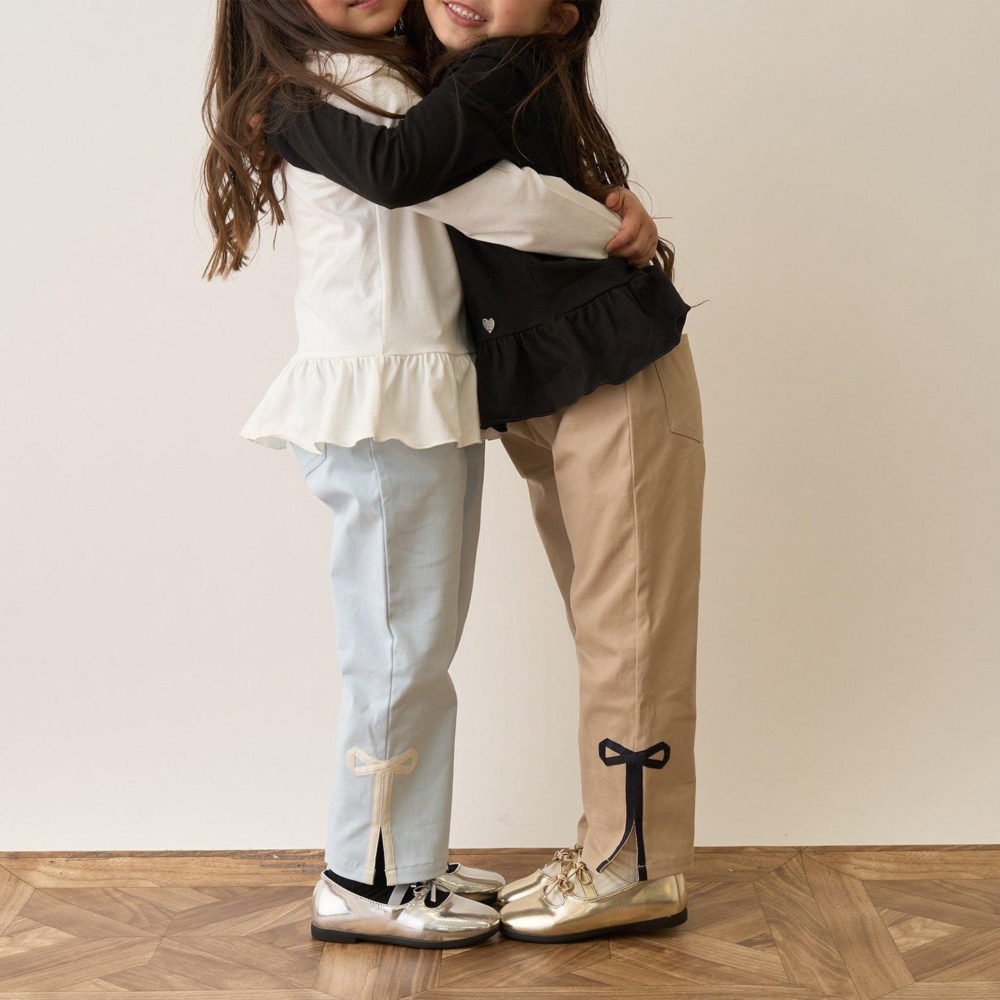 裝飾蝴蝶結側開叉彈力褲