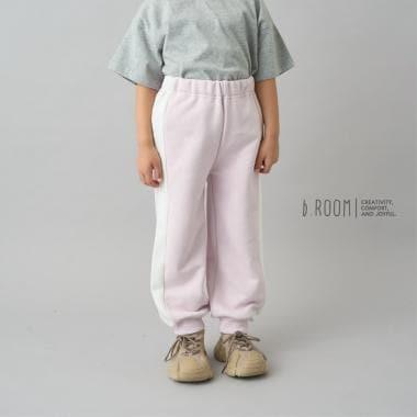 【日常標準服飾系列】【吸水速幹】寬鬆版型側邊條紋衛褲