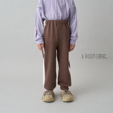 【日常標準服飾系列】【吸水速幹】寬鬆版型側邊條紋衛褲