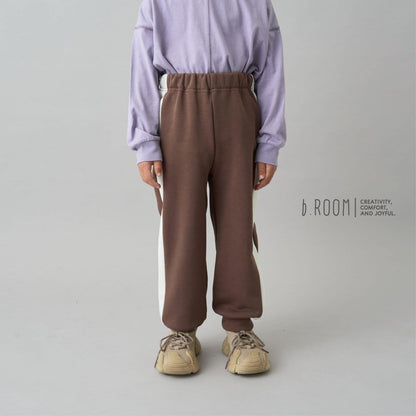 【日常標準服飾系列】【吸水速幹】寬鬆版型側邊條紋衛褲