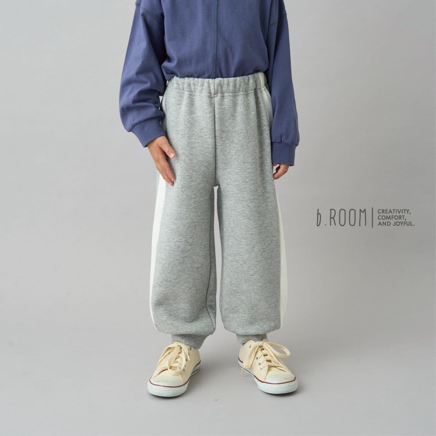 【日常標準服飾系列】【吸水速幹】寬鬆版型側邊條紋衛褲