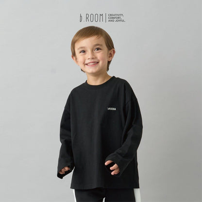 【日常標準服飾系列】寬鬆版型單點簡約長袖T恤