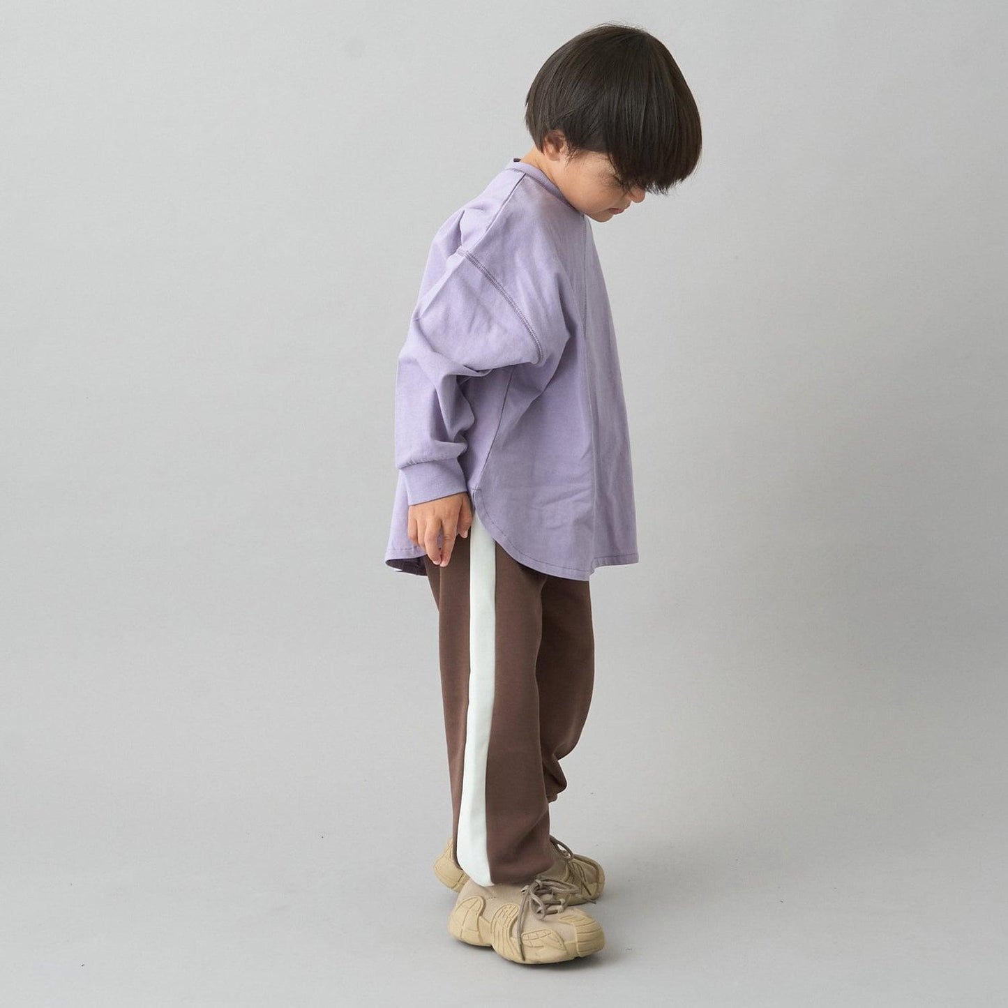 【日常標準服飾系列】【吸水速幹】寬鬆版型側邊條紋衛褲