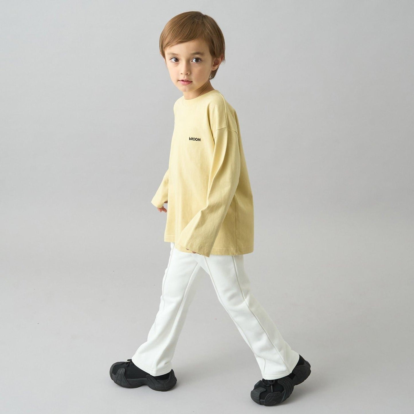 【日常標準服飾系列】【吸水速幹】中線褶皺喇叭休閒褲