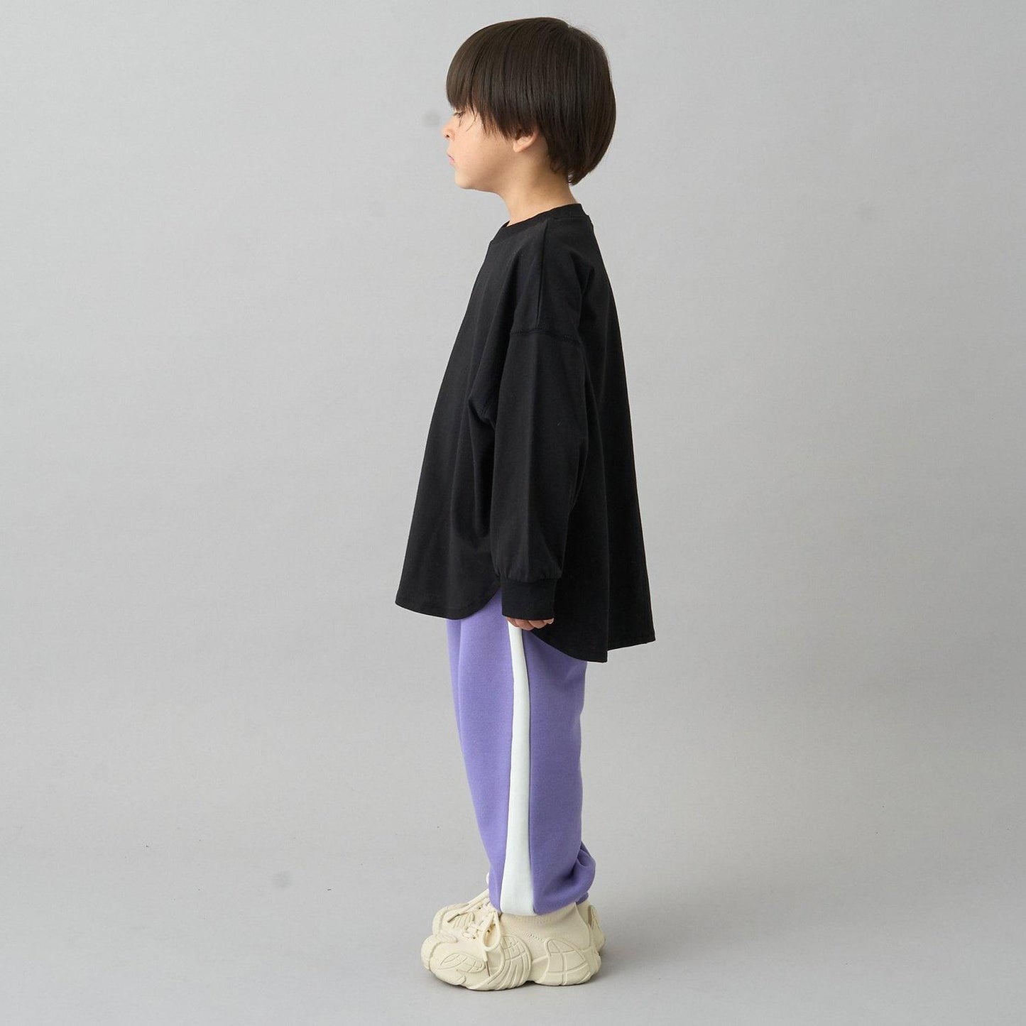 【日常標準服飾系列】【吸水速幹】寬鬆版型側邊條紋衛褲