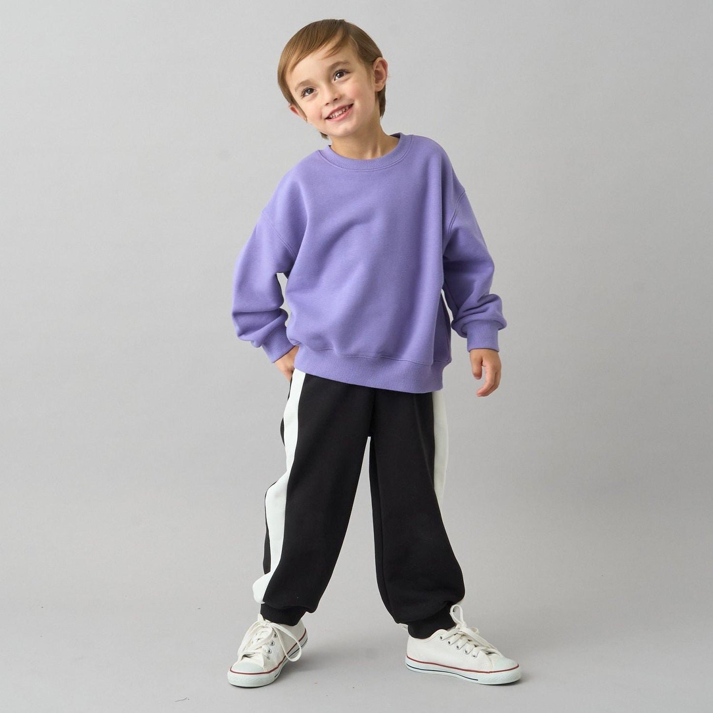 【日常標準服飾系列】【吸水速幹】寬鬆版型側邊條紋衛褲