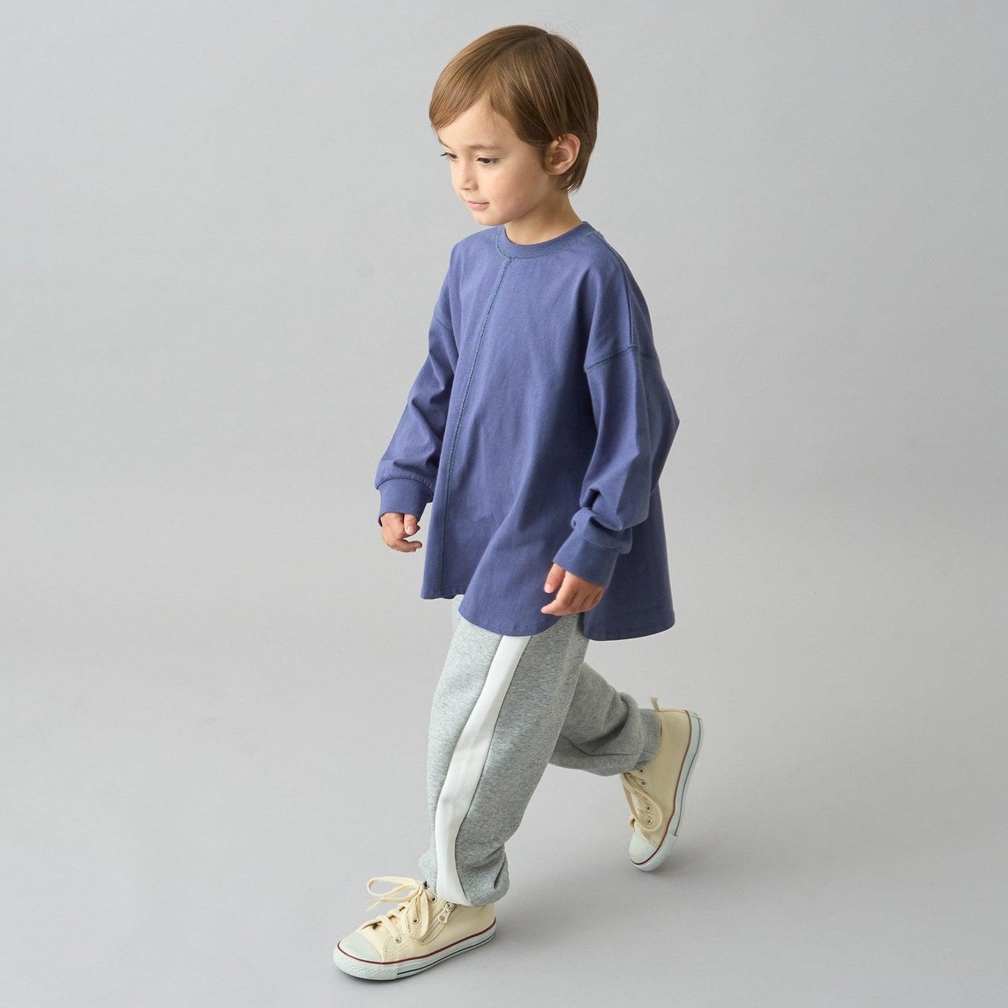 【日常標準服飾系列】【吸水速幹】寬鬆版型側邊條紋衛褲