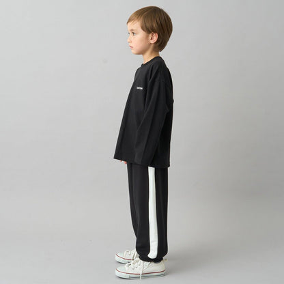 【日常標準服飾系列】寬鬆版型單點簡約長袖T恤