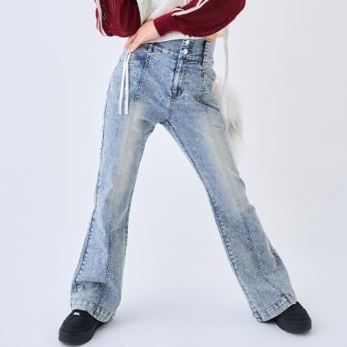 【彈力】修身喇叭牛仔褲