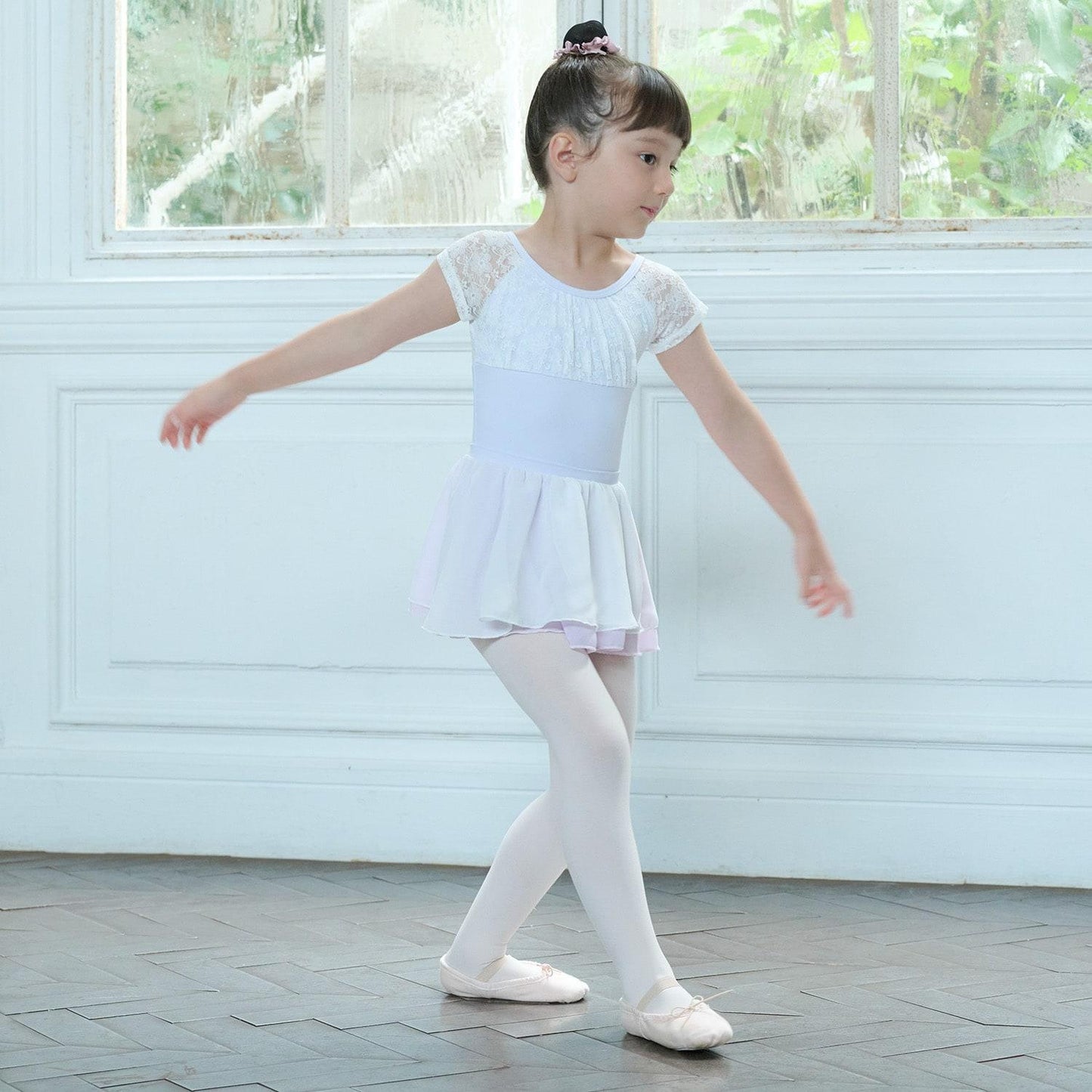 【芭蕾】蕾絲連體服套裝