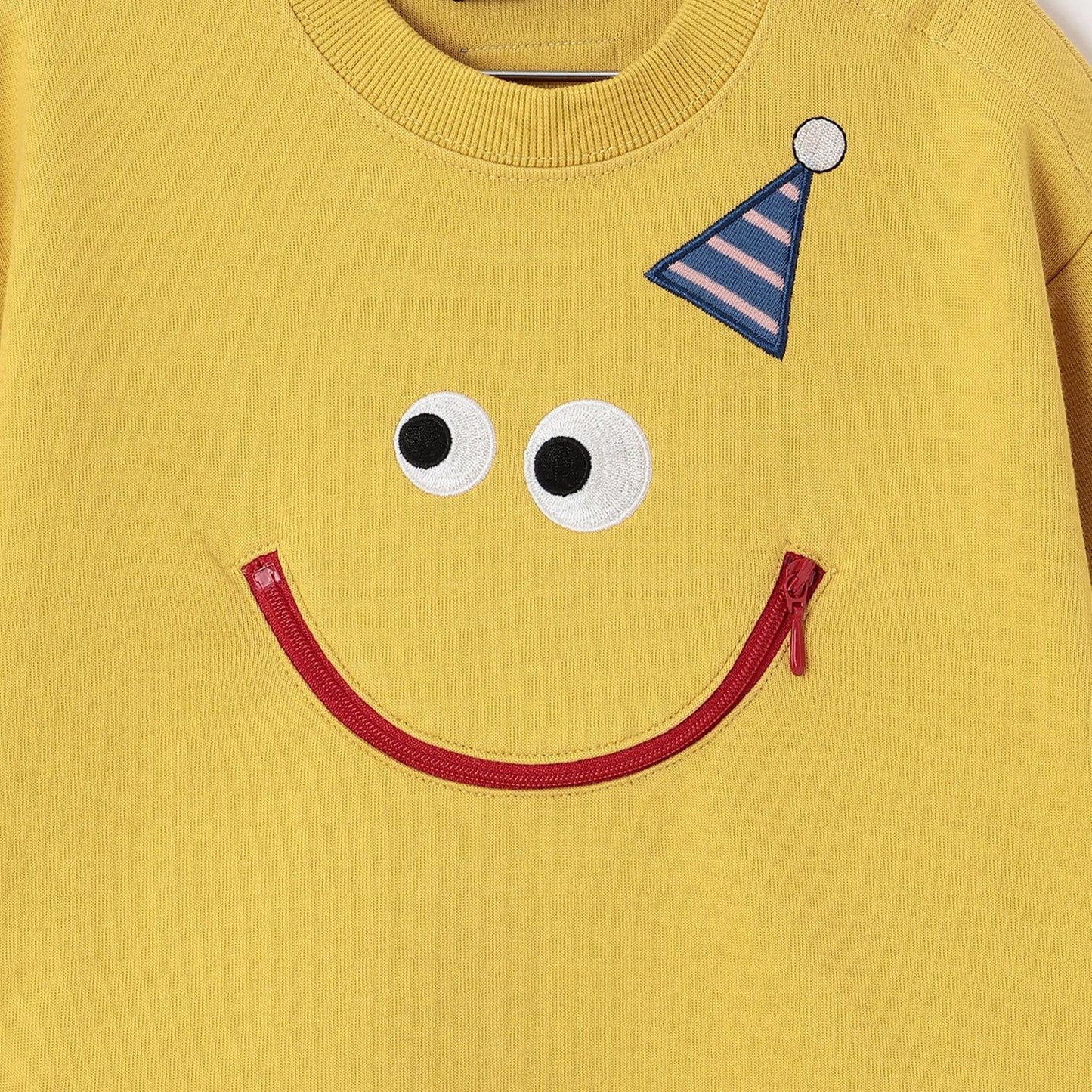 機關臉印花衛衣