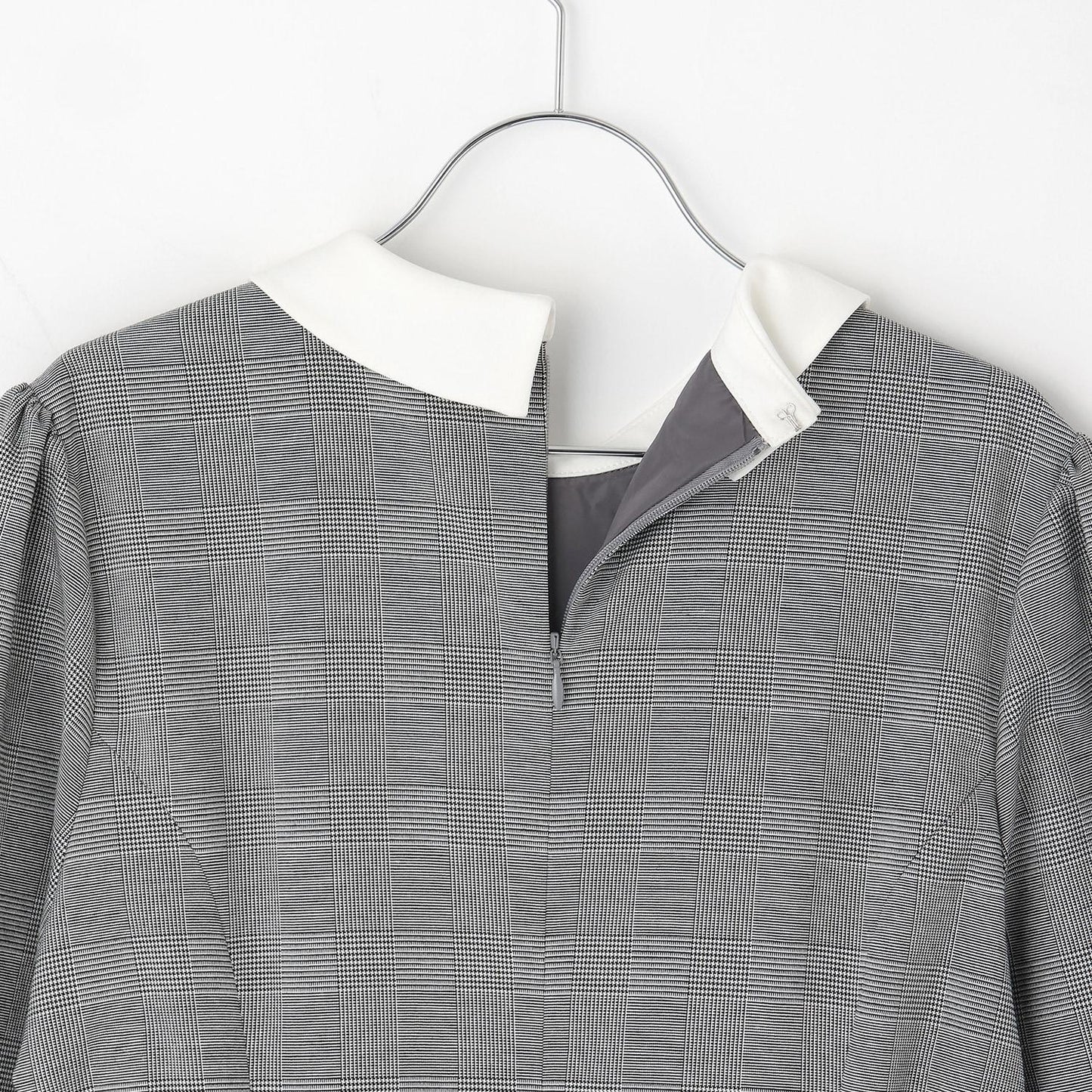 【畢業服・典禮】配腰帶連衣裙