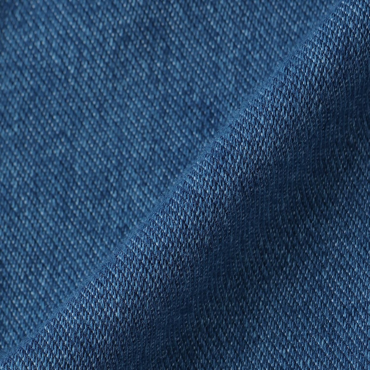 剪裁牛仔直筒褲