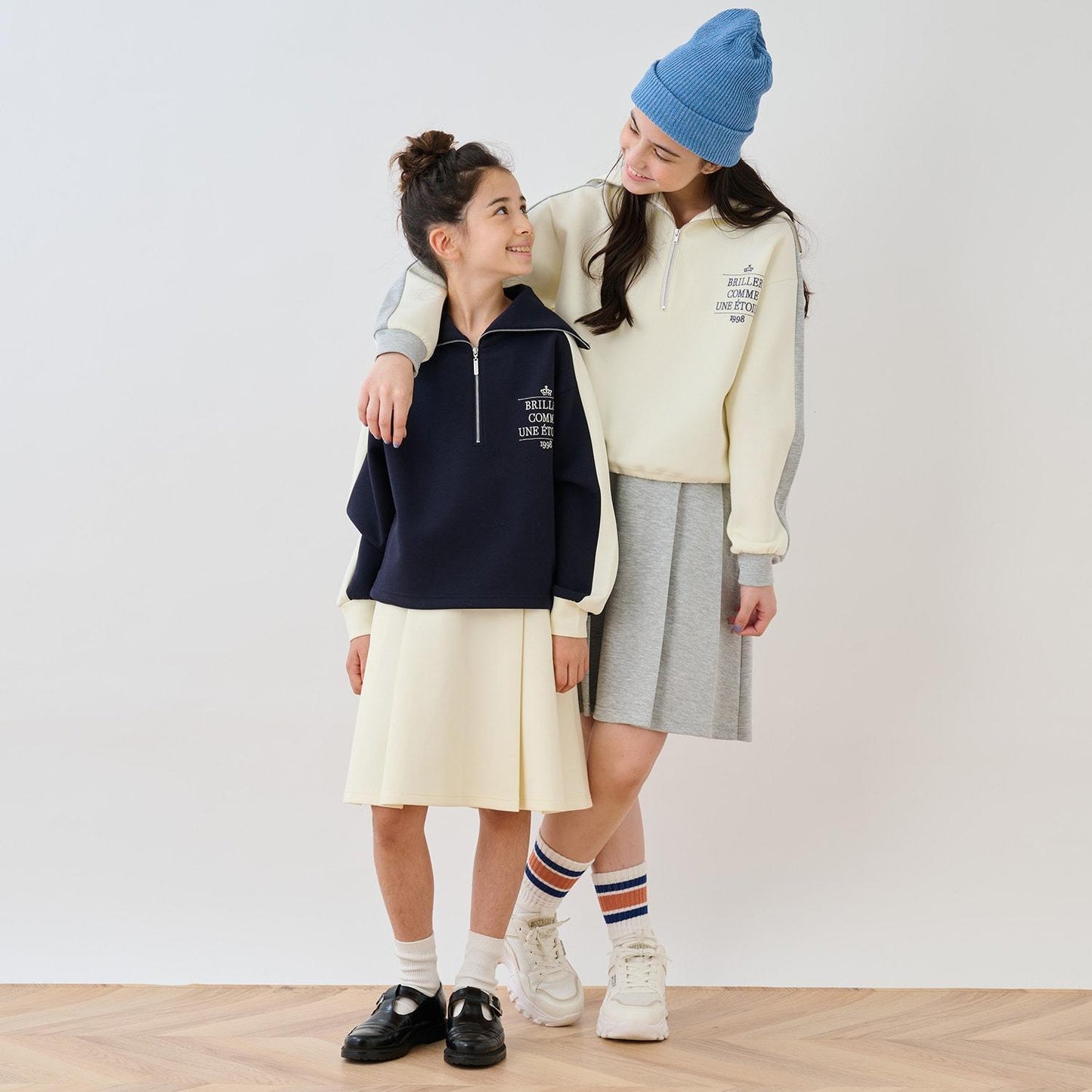 水手風半拉鍊上衣×裙子套裝