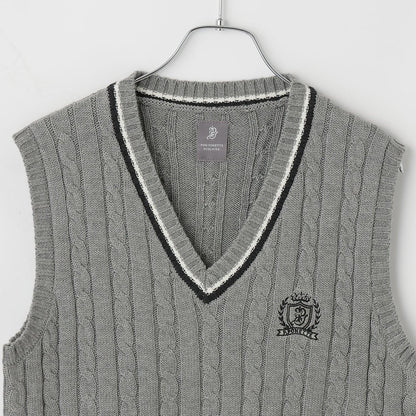 【畢業服】V領背心