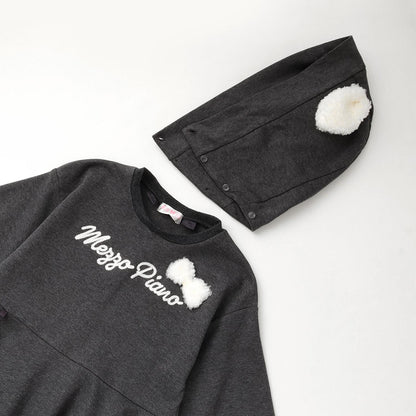 帶貴賓犬掛飾連帽連衣裙